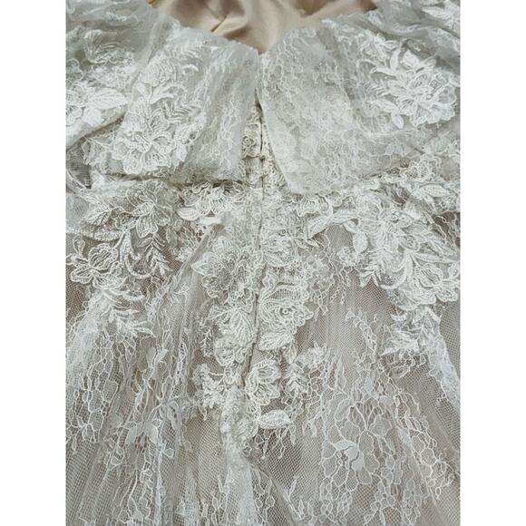 Theia Imelda off-the-shoulder embellished Chantilly Ivory lace bridal gown sz O - Picture 12 of 16